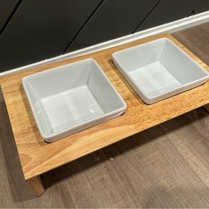 Brand New - wood ceramic double dinner pet dishes (cat/dog) small to medium pet